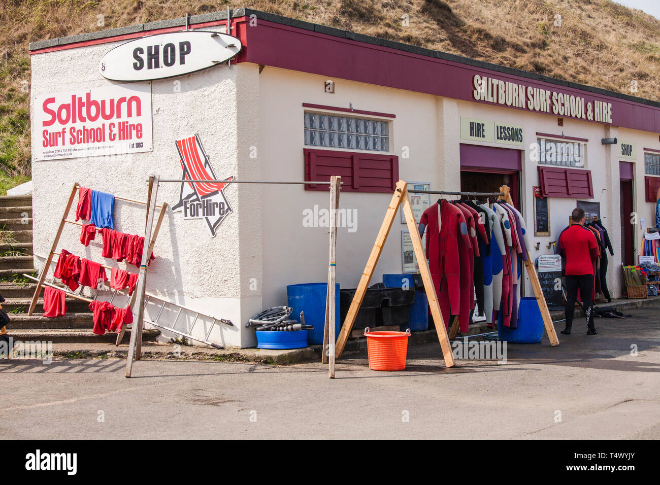 Saltburn Scuola di surf e noleggio presso Saltburn dal mare,Inghilterra,UK Foto Stock