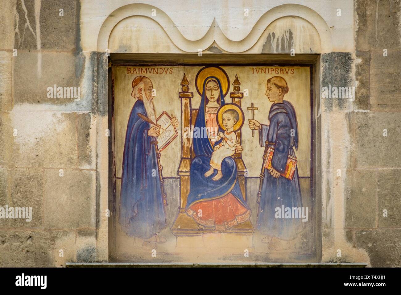 Capillita de la Mare de Déu, fornicula neogotica con pintura murale del siglo XX, Estudio Luliano generale, institución docente fundada en el Siglo XV, Palma di Maiorca, isole Baleari, Spagna. Foto Stock