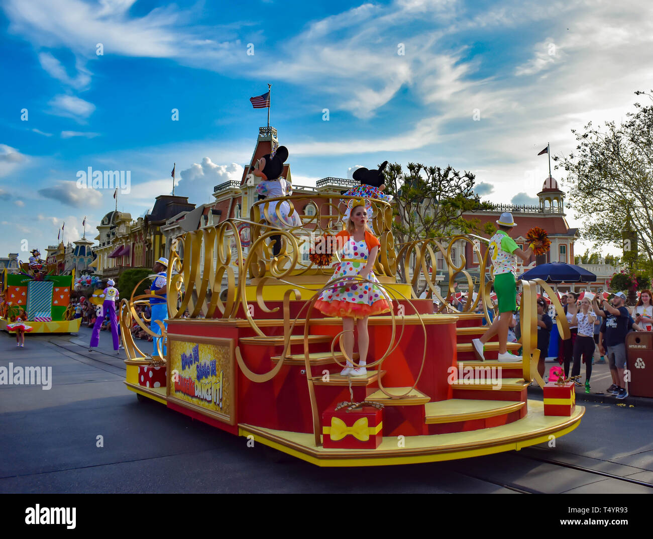 Orlando, Florida. Aprile 02, 2019. Topolino e Minnie's sorpresa celebrazione sfilata presso il Walt Disney World . Foto Stock