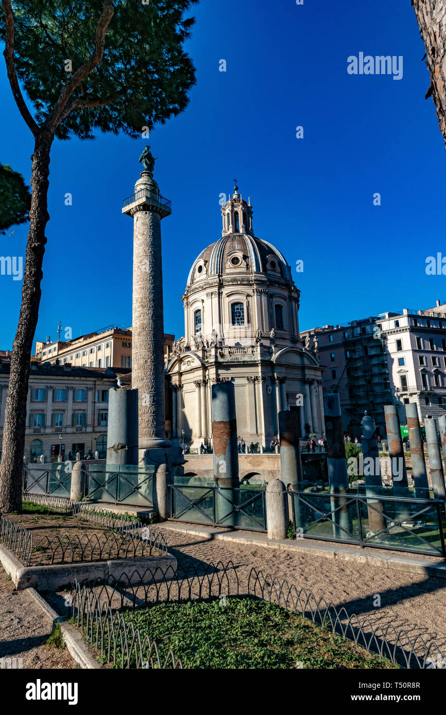 Romano Colonna Trionfale, Roma, Italia Foto Stock