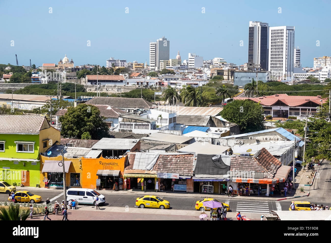 Cartagena Colombia,Castillo de San Felipe de Barajas,collina di San Lazaro,quartiere,skyline città paesaggio urbano,affari,ristorante ristoranti ristorazione e Foto Stock
