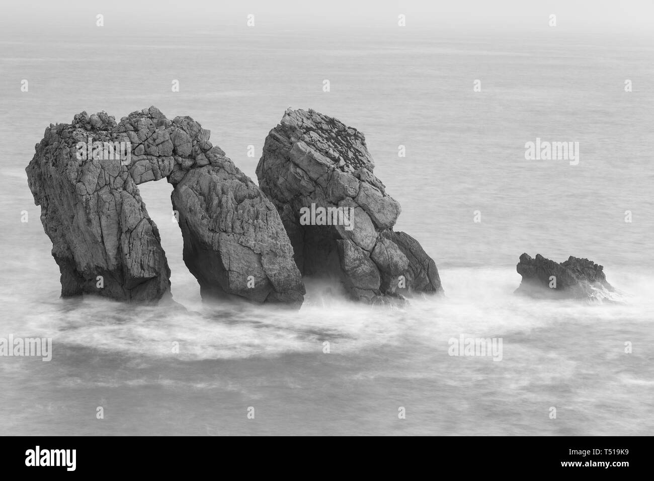 La porta di mare Cantabric. Urros de Liencres. Cantabria. Spagna. Foto Stock