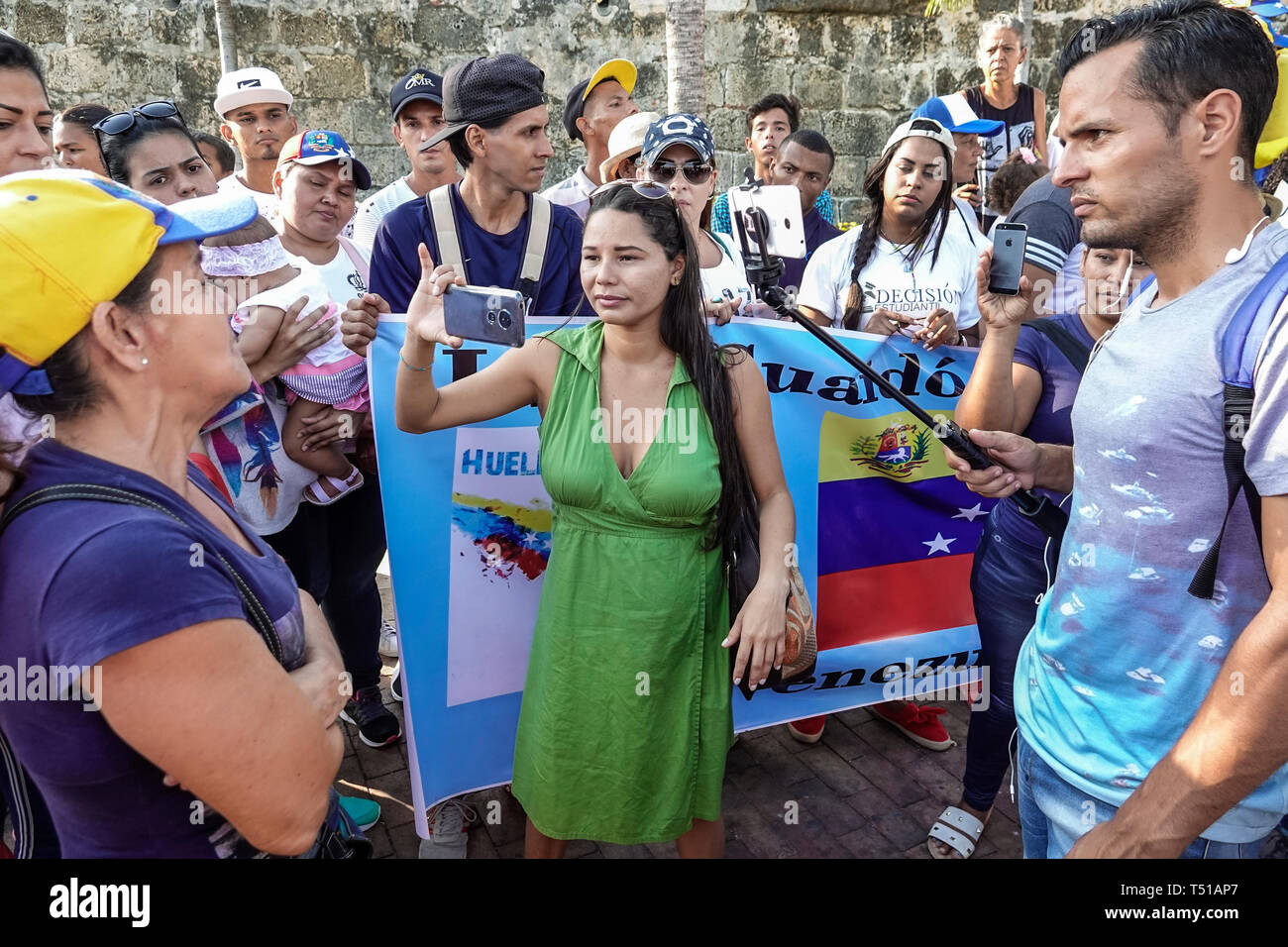 Cartagena Colombia,ispanica Latino latino immigranti etnici minoranza,residenti,adulti adulti uomo uomini maschio,donna donna donna donna donna donna donna,pro Foto Stock