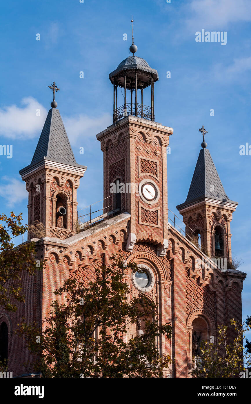 Hospital infantil universitario del Niño Jesús junto al Parque de El Retiro. Madrid. España Foto Stock