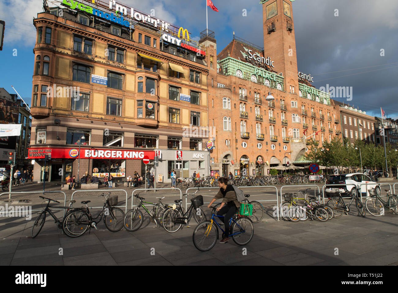 Palace Hotel sulla piazza del Municipio (Radhuspladsen), Copenhagen, Danimarca. Foto Stock