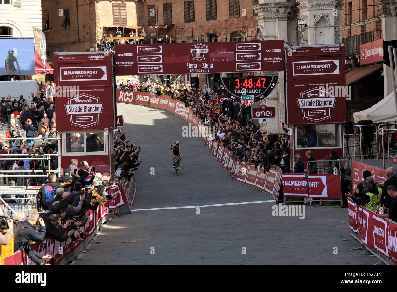 Strade bianche 2019 - UCI World Tour Pro corsa in bicicletta. Siena a Siena Foto Stock