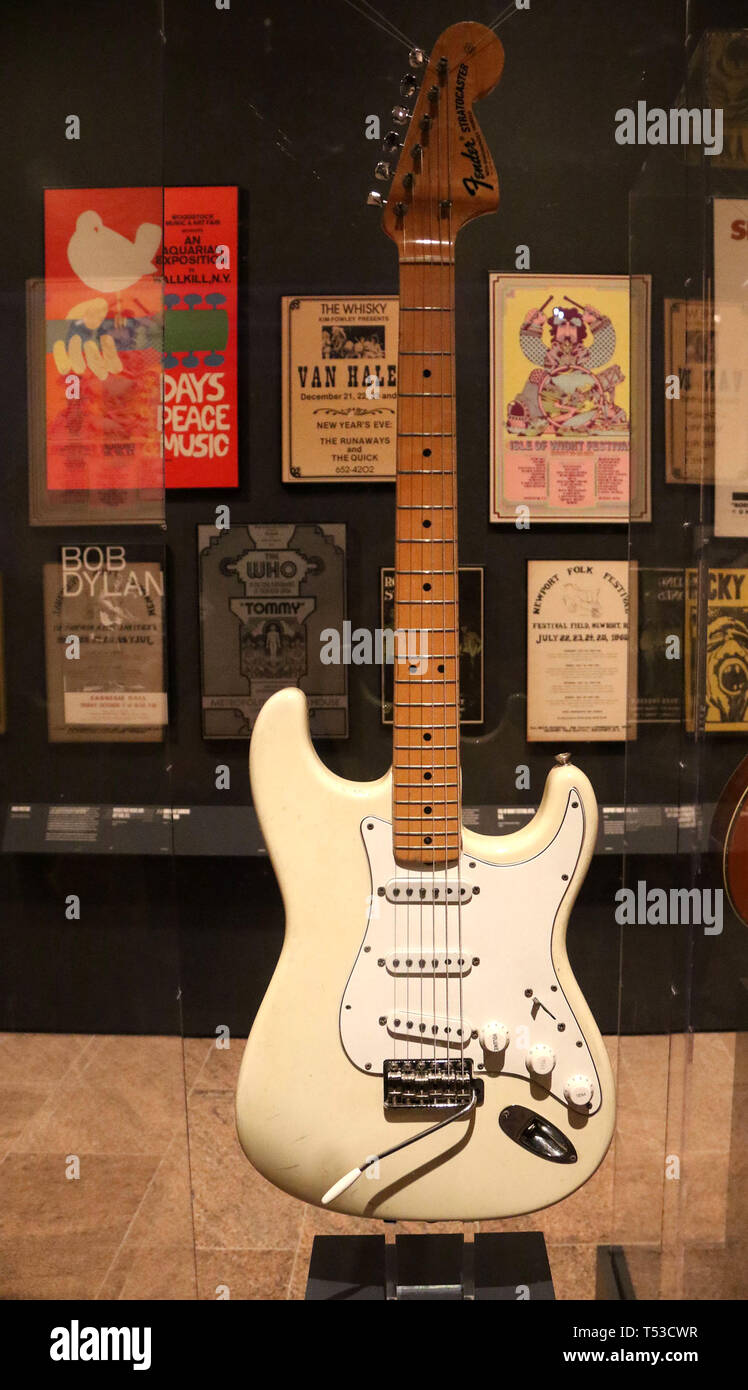 Aprile 20, 2019 - New York, New York, Stati Uniti - Fender stratocaster chitarra  elettrica utilizzata da Jimi Hendrix durante le prestazioni iconiche del  'Star-Spangled Banner' durante il 1969 Festival di Woodstock,