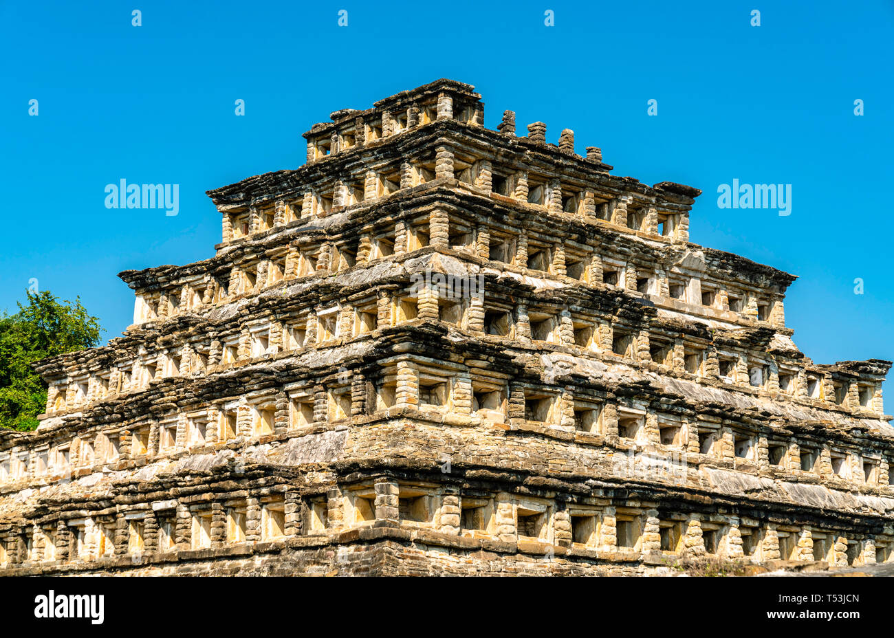 Piramide delle Nicchie di El Tajin, un pre-colombiano sito archeologico nel sud del Messico Foto Stock