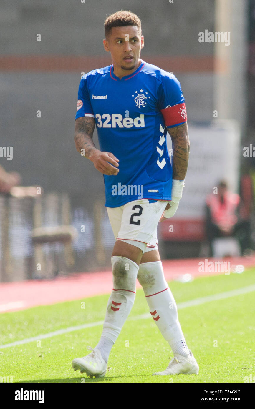Edinburgh, Regno Unito. Il 20 aprile 2019. James Tavernier del Rangers durante la Ladbrokes Premiership match tra i cuori e i Rangers a Tynecastle Park il 20 aprile 2019 in Edinbugh, UK. Credito: Scottish Borders Media/Alamy Live News Foto Stock