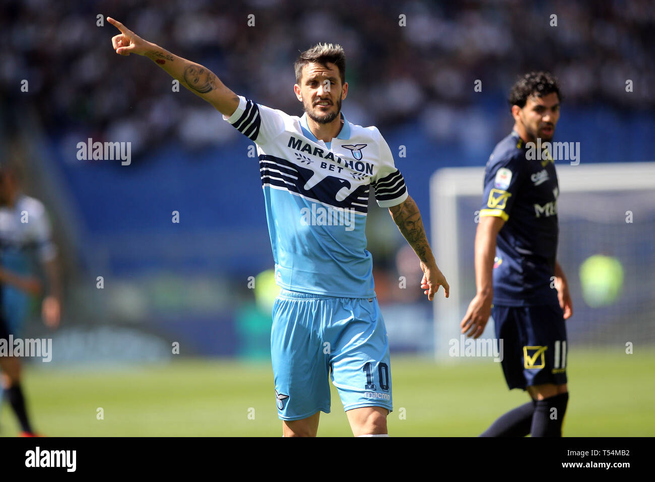 Roma, Italia. Xx Apr, 2019. 20.04.2019 Stadio Olimpico di Roma, Italia. SERIE A: Luis Alberto in azione durante il campionato italiano di una partita tra SS Lazio vs Chievo Verona, punteggio 1-2 allo Stadio Olimpico di Roma. Credit: Indipendente Agenzia fotografica/Alamy Live News Foto Stock