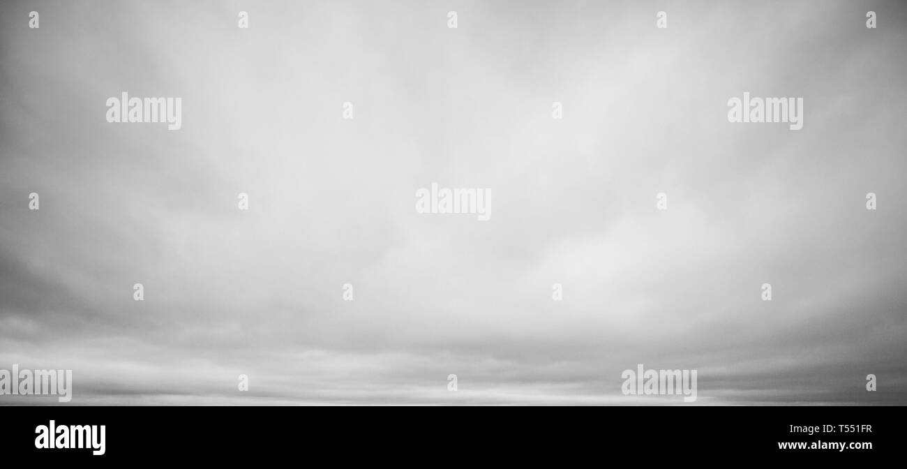 Cielo nuvoloso sfondo colorato. Paesaggio Naturale Foto Stock