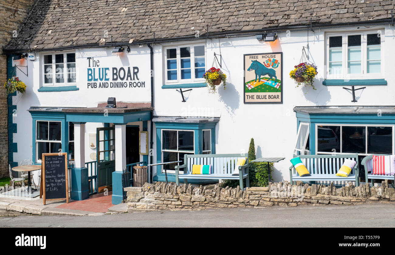 Il Blue Boar pub. Chipping Norton. Oxfordshire, Inghilterra Foto Stock