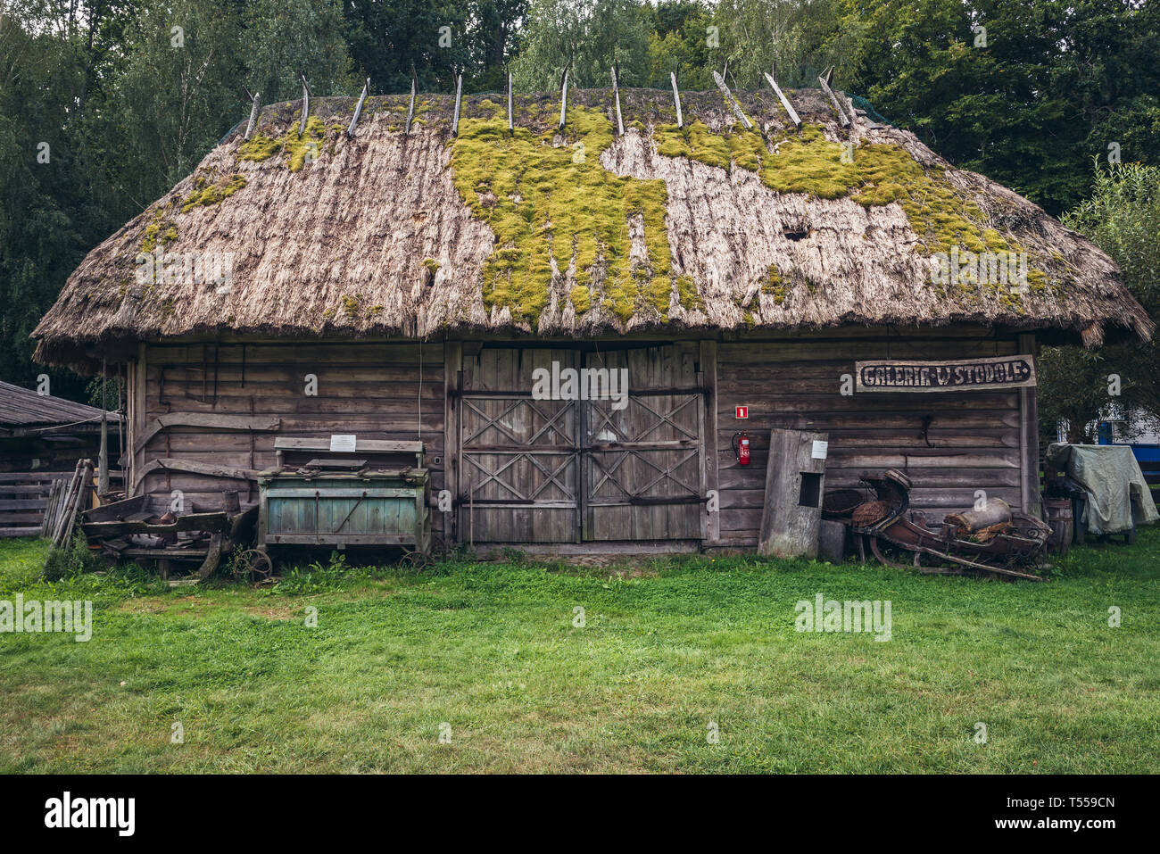 Il vecchio fienile in Bialowieskie Siolo inn di Budy village, Voivodato Podlaskie in Polonia Foto Stock