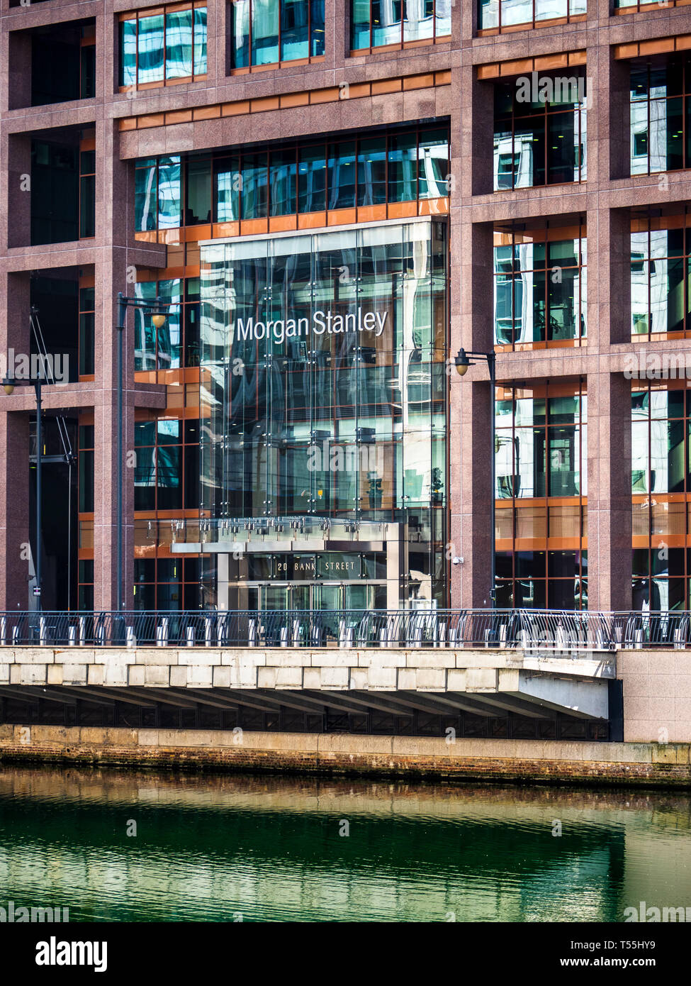 Morgan Stanley Londra uffici a Canary Wharf. Architetti grattacieli Skidmore Owings Merrill completato 2003 Foto Stock