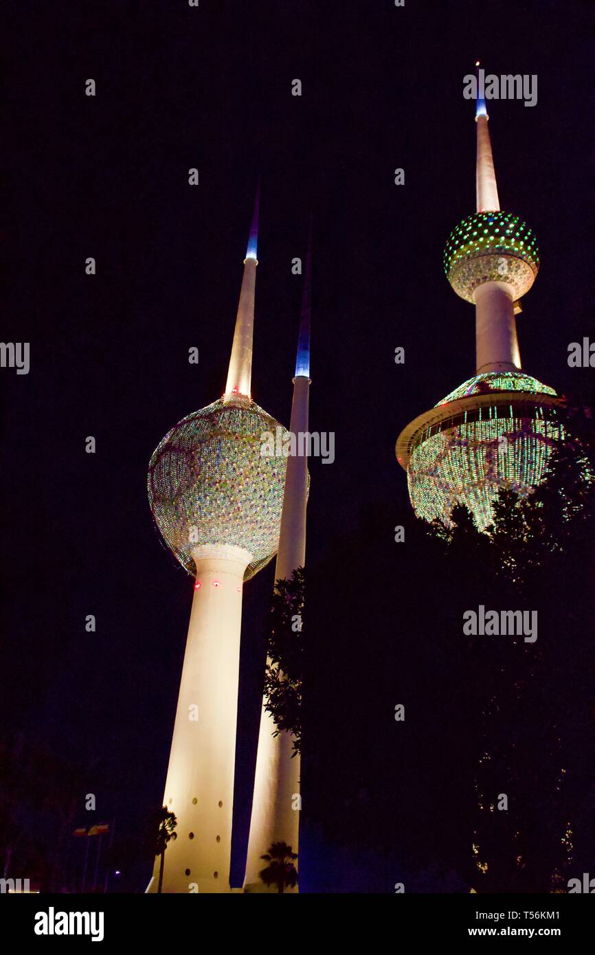 Kuwait torre faro e vista mare Foto Stock