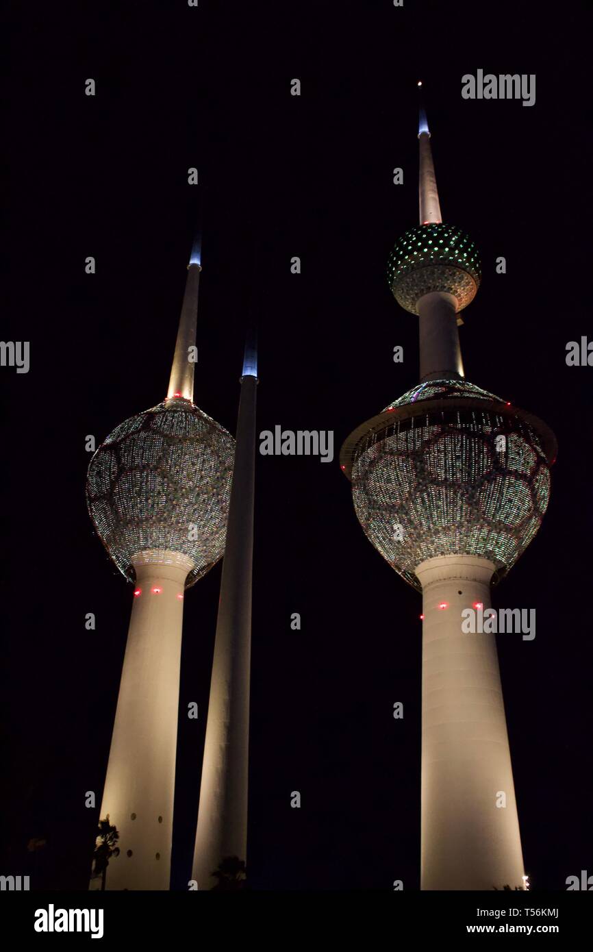 Kuwait torre faro e vista mare Foto Stock