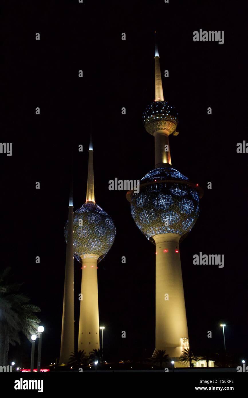 Kuwait torre faro e vista mare Foto Stock