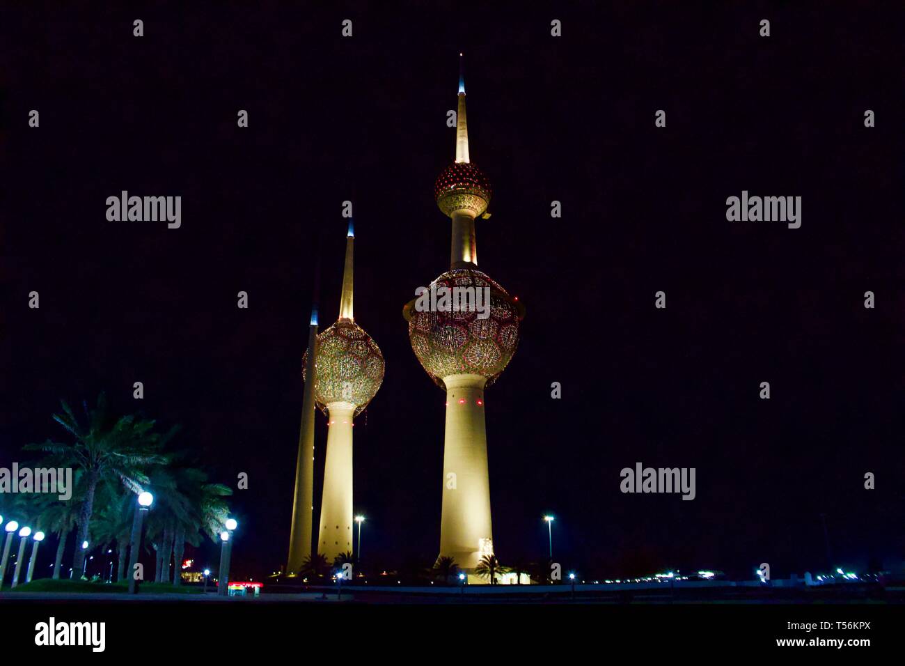 Kuwait torre faro e vista mare Foto Stock