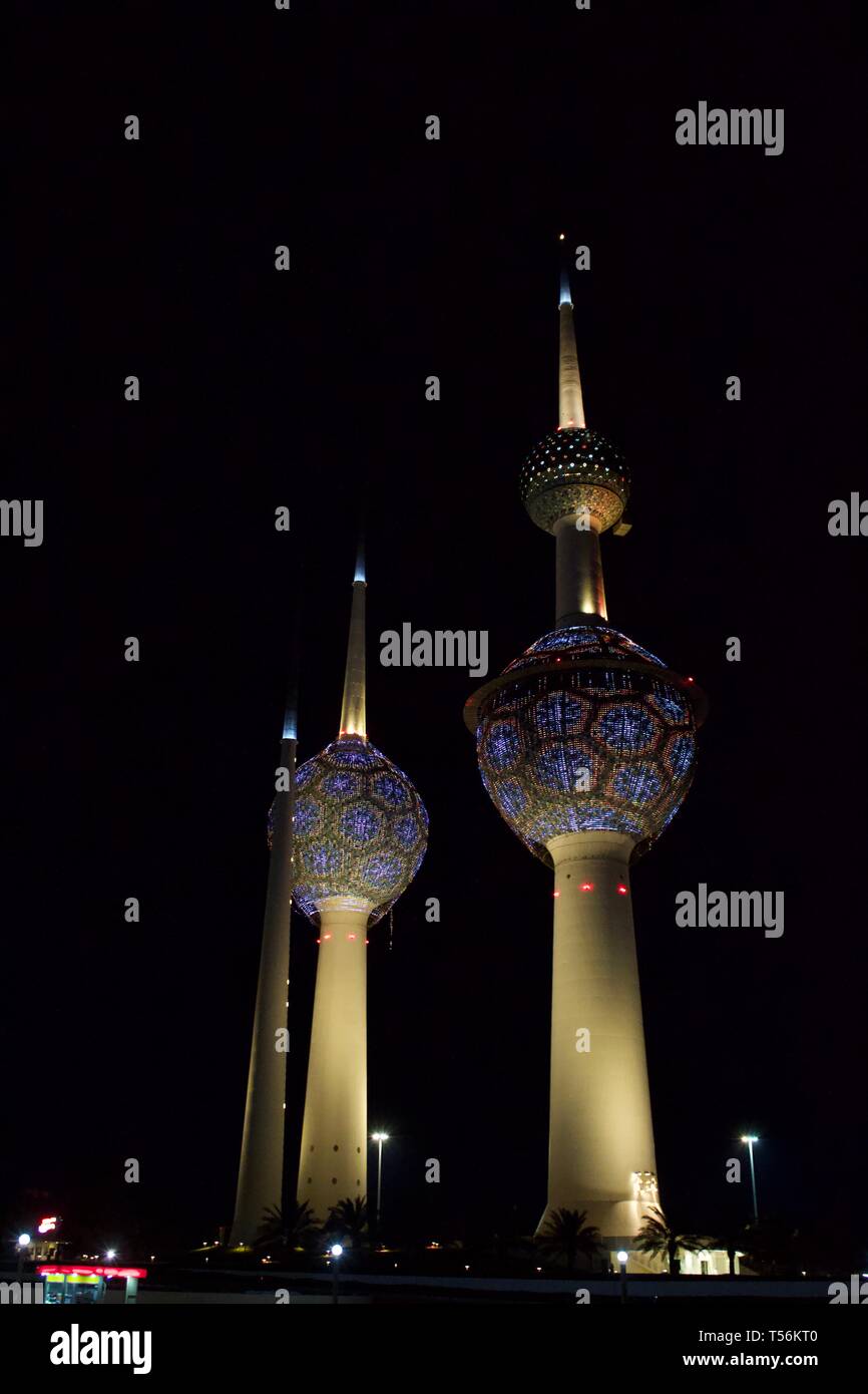 Kuwait torre faro e vista mare Foto Stock