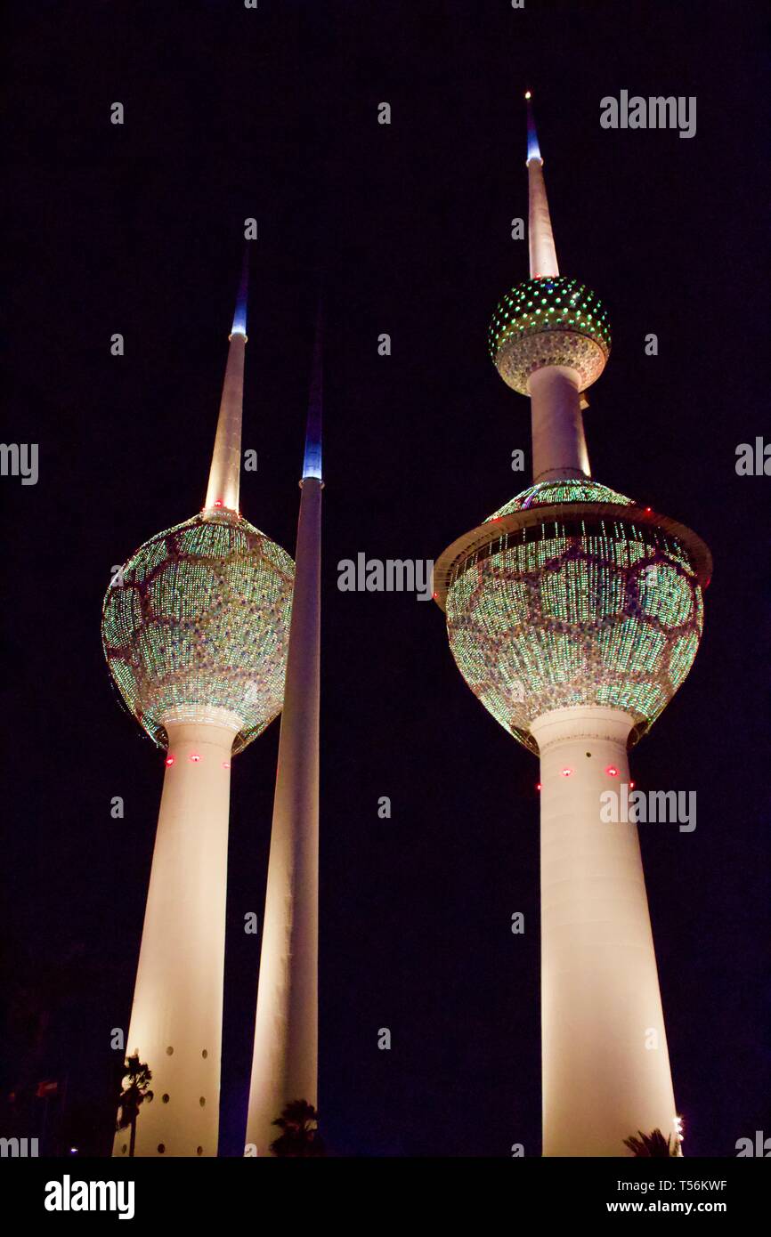 Kuwait torre faro e vista mare Foto Stock
