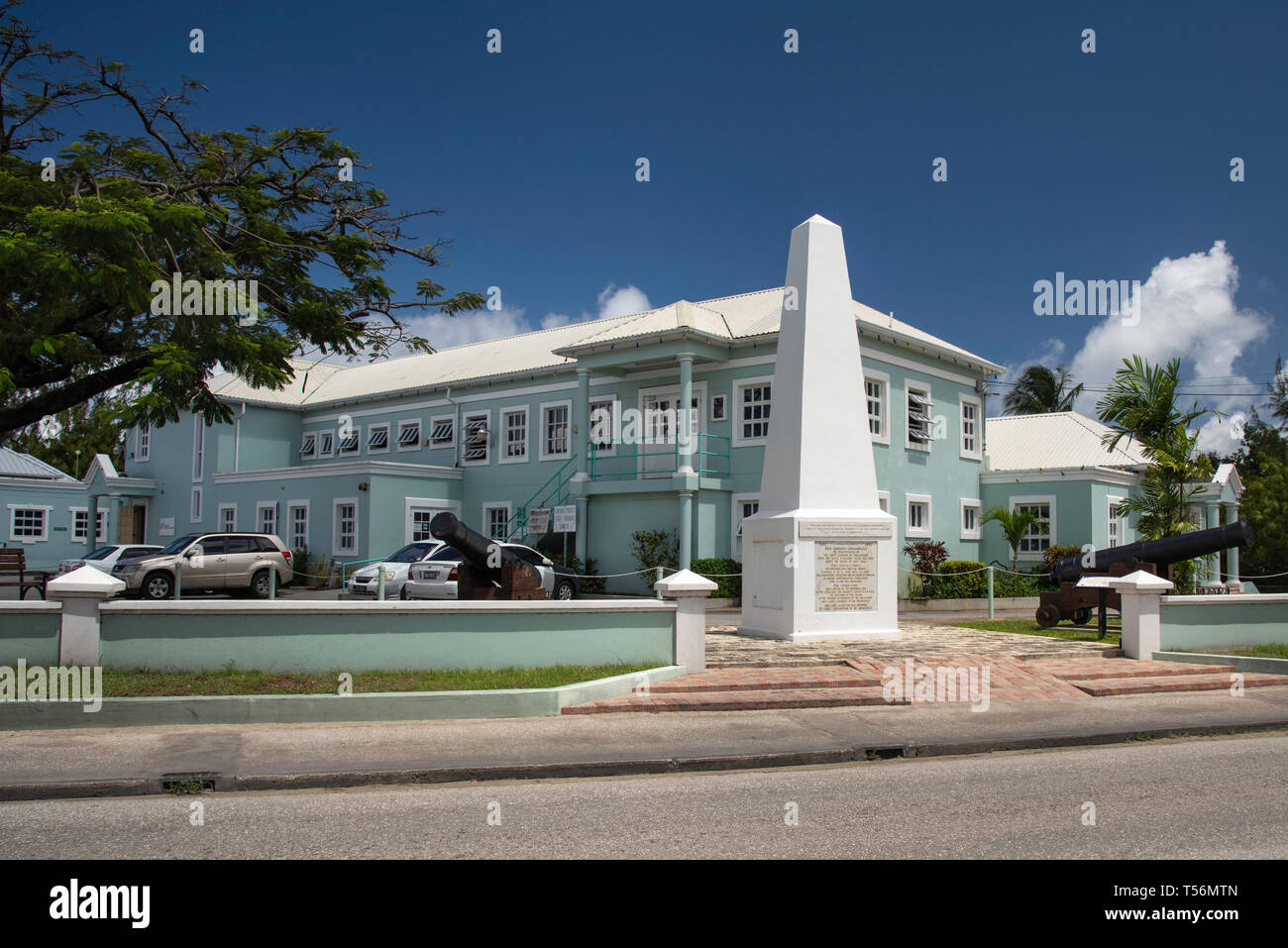 Monumento obelisco in Holetown, Barbados commemora l'inglese lo sbarco in Barbados dal capitano John Powell nel 1625 sulla nave fiore di oliva Foto Stock