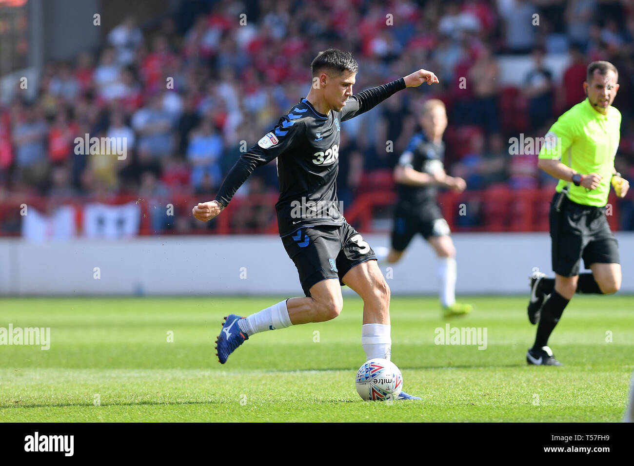 Nottingham, Regno Unito. 22 apr, 2019. Mo Besic (37) di Middlesbrough durante il cielo di scommessa match del campionato tra Nottingham Forest e Middlesbrough al suolo città di Nottingham. (Credit: Jon Hobley | MI News) solo uso editoriale, è richiesta una licenza per uso commerciale. Nessun uso in scommesse, giochi o un singolo giocatore/club/league pubblicazioni. Credito: MI News & Sport /Alamy Live News Foto Stock