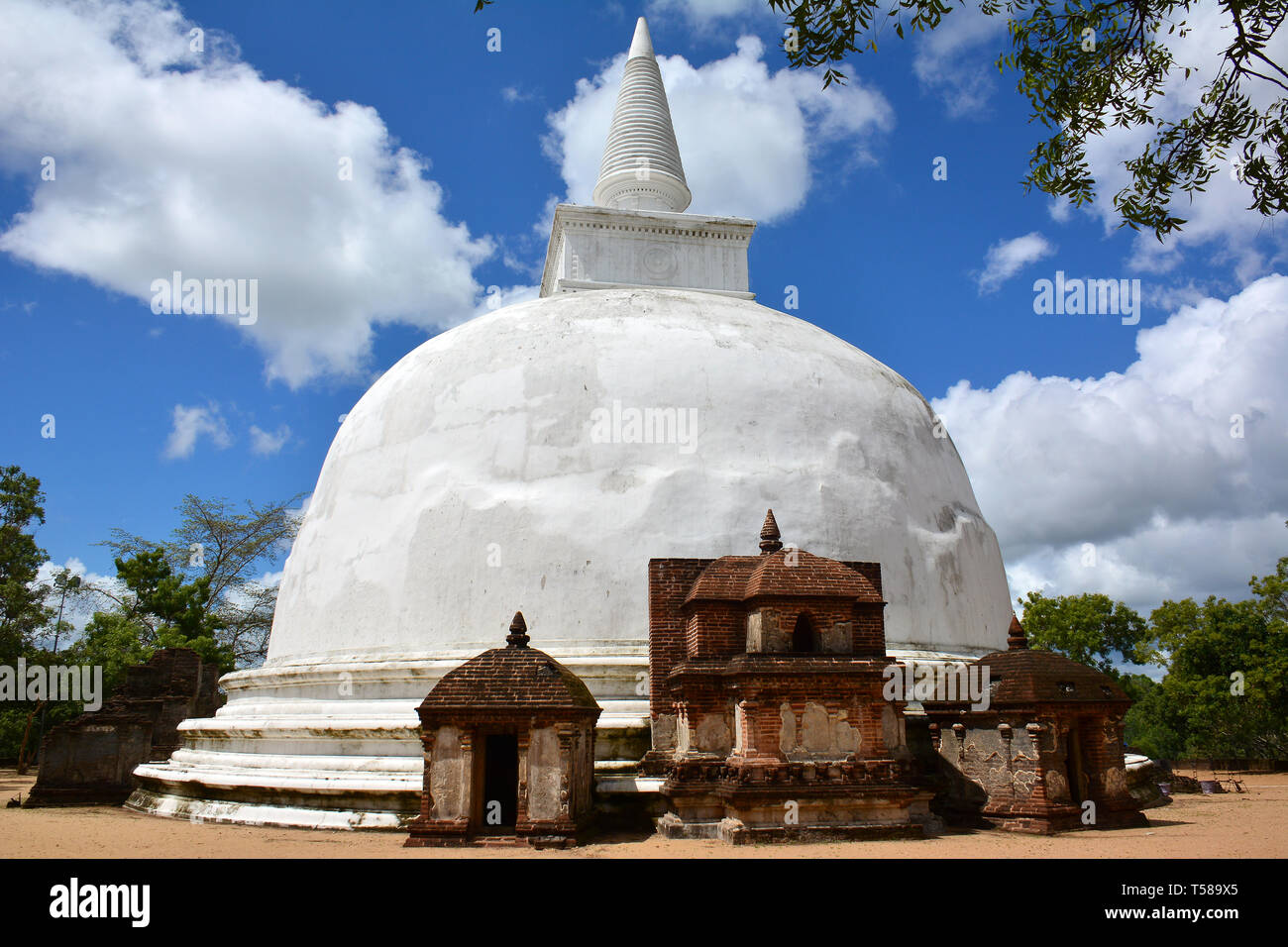 Kiri Vehera stupa, Polonnaruva, Sri Lanka. Foto Stock