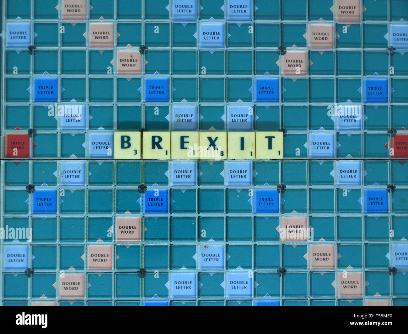 Brexit scritto con piastrelle di Scrabble Foto Stock