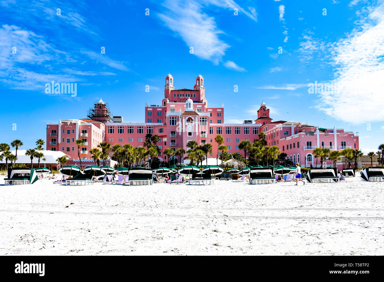 Pete Beach, Florida. Gennaio 25, 2019. Vista panoramica della spiaggia di Don Cesar Hotel. Il leggendario Palazzo Rosa di san Pete Beach (2) Foto Stock