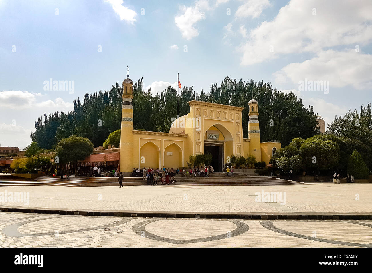 Kashgar, Xinjiang, Cina: vista della Moschea Id kah e la maggior parte delle attrazioni più famose di Kashgar antica città. Costruito nel 1442, è la più grande moschea in Cina Foto Stock
