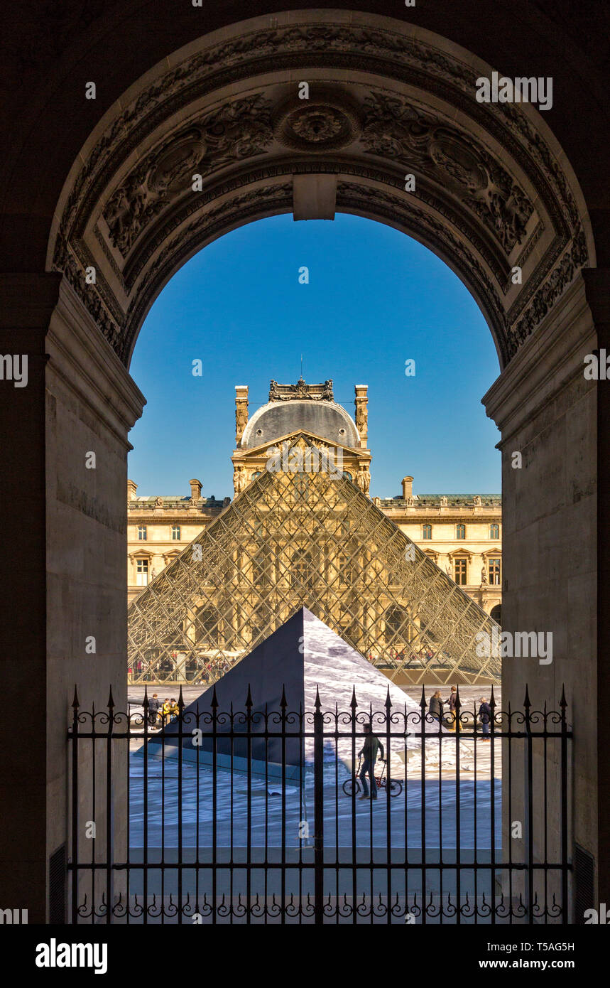 Il museo del Louvre, Parigi, Francia Foto Stock