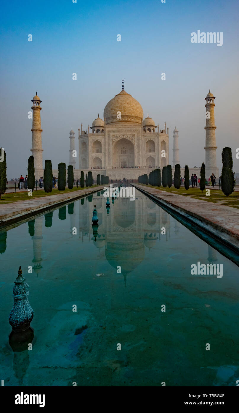 Taj Mahal sunrire india Foto Stock
