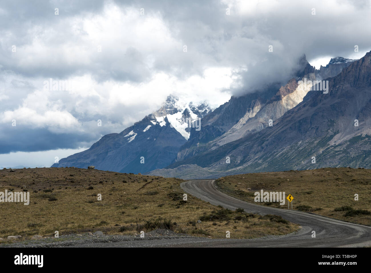 Il suggestivo paesaggio del Parco Nazionale di Torres del Paine Patagonia meridionale del Cile Foto Stock