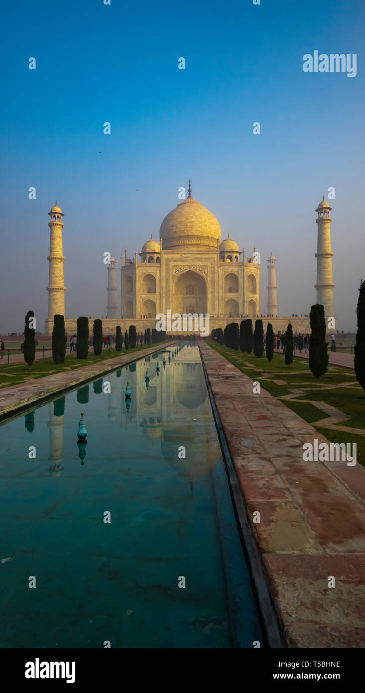 Taj Mahal sunrire india Foto Stock