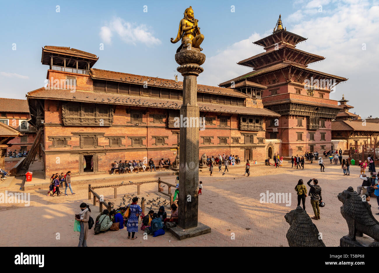 LALITPUR, PATAN NEPAL - Aprile 3, 2019: il Palazzo Reale di Patan, oggi un museo sulla Durbar Square di Patan Foto Stock