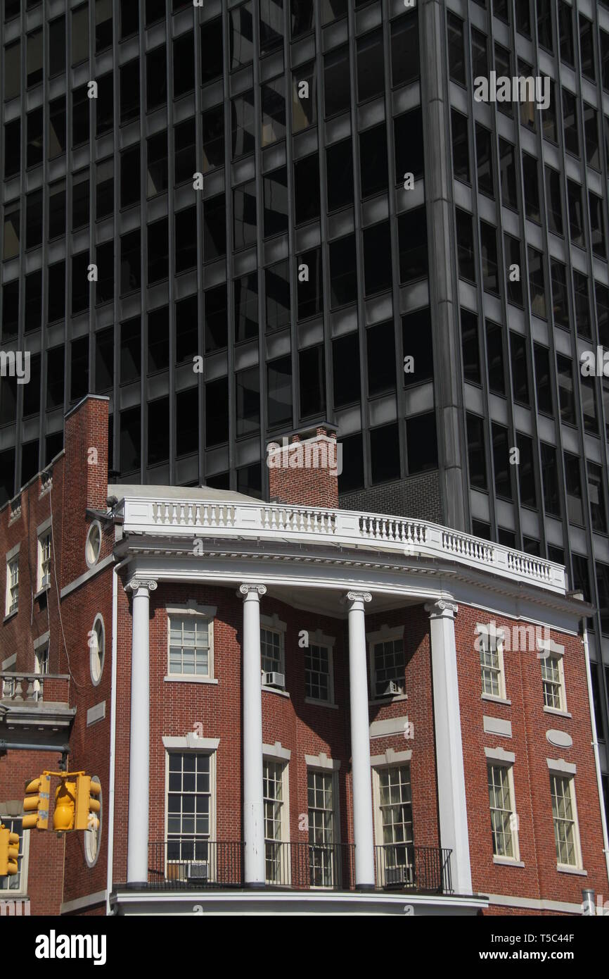 Lo storico James Watson House, ora la canonica del Santuario di Santa Elisabetta Anna Bayley Seton in Lower Manhattan, STATI UNITI D'AMERICA Foto Stock