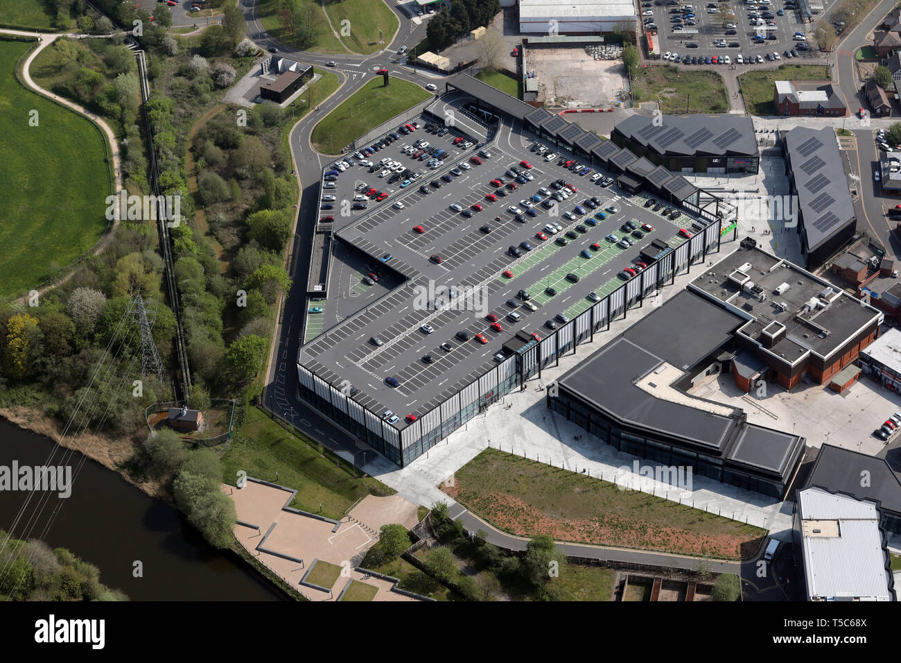 Vista aerea di Asda Baroni Quay, Northwich, Cheshire Foto Stock