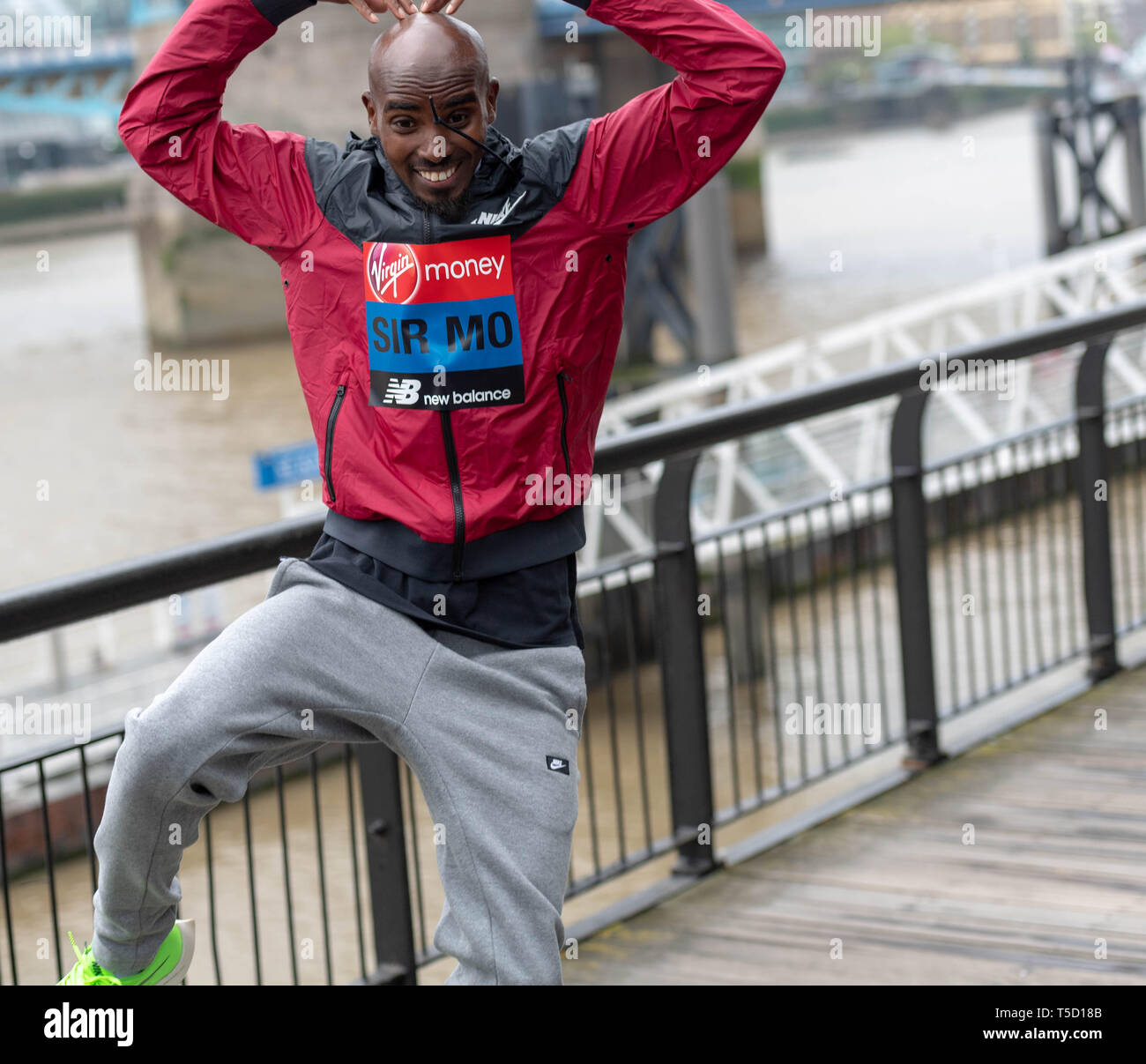 Londra, Regno Unito. 24 apr 2019. Soldi VIRGIN LONDON MARATHON Photocall Sir Mo Farah 2018 Chicago campione di maratona, più giochi olimpici e mondo via campione, Credito: Ian Davidson/Alamy Live News Foto Stock
