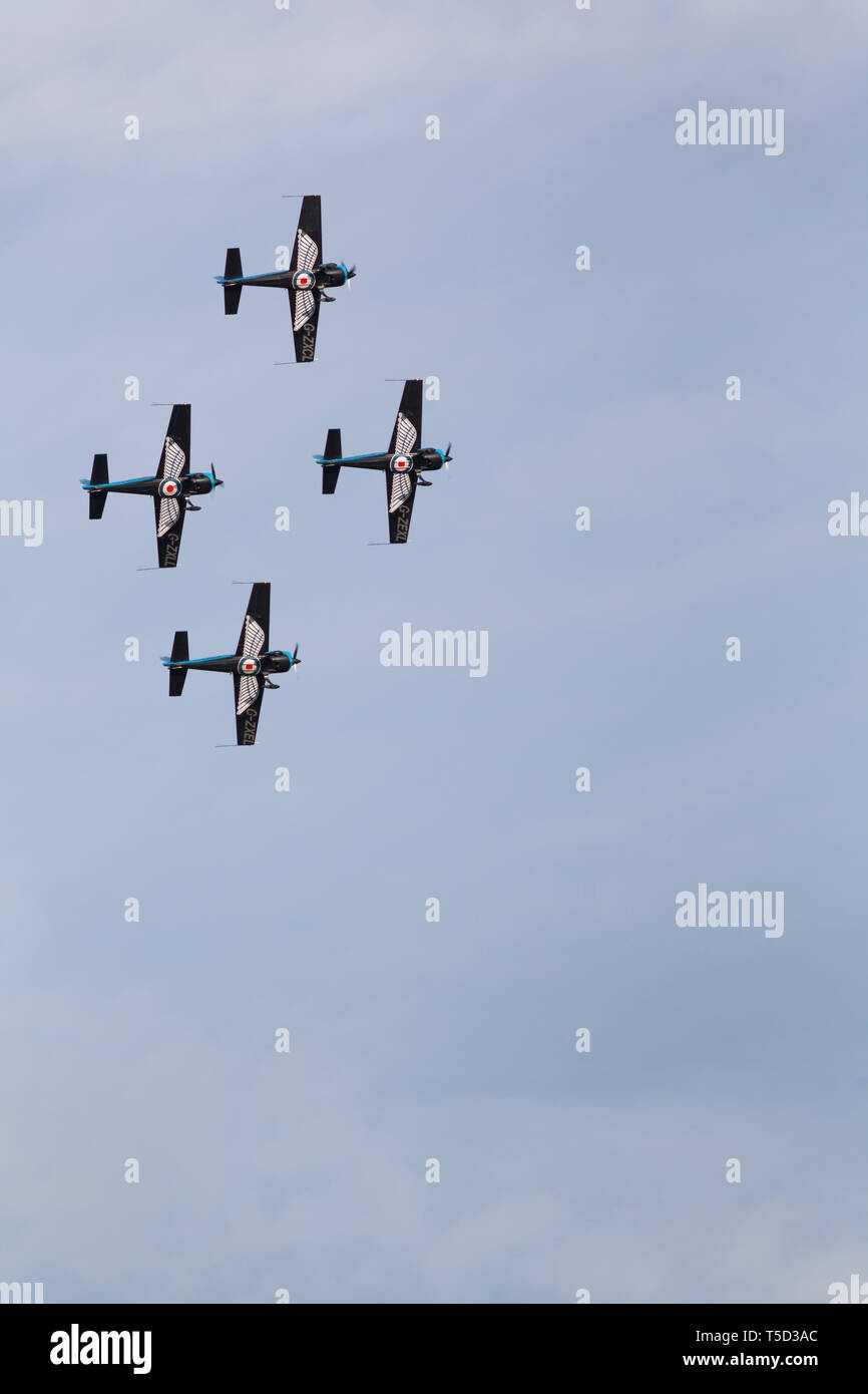 Acrobatico display aria dalle lame battenti team, Hatfield BattleProms. Foto Stock