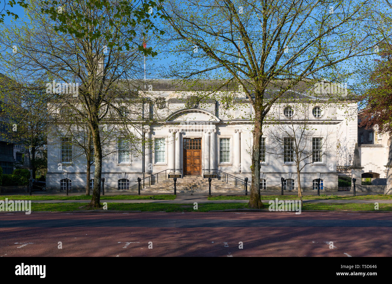 L'Università del Galles edificio del Registro di sistema in Cathays Park, Cardiff Wales, Regno Unito Foto Stock