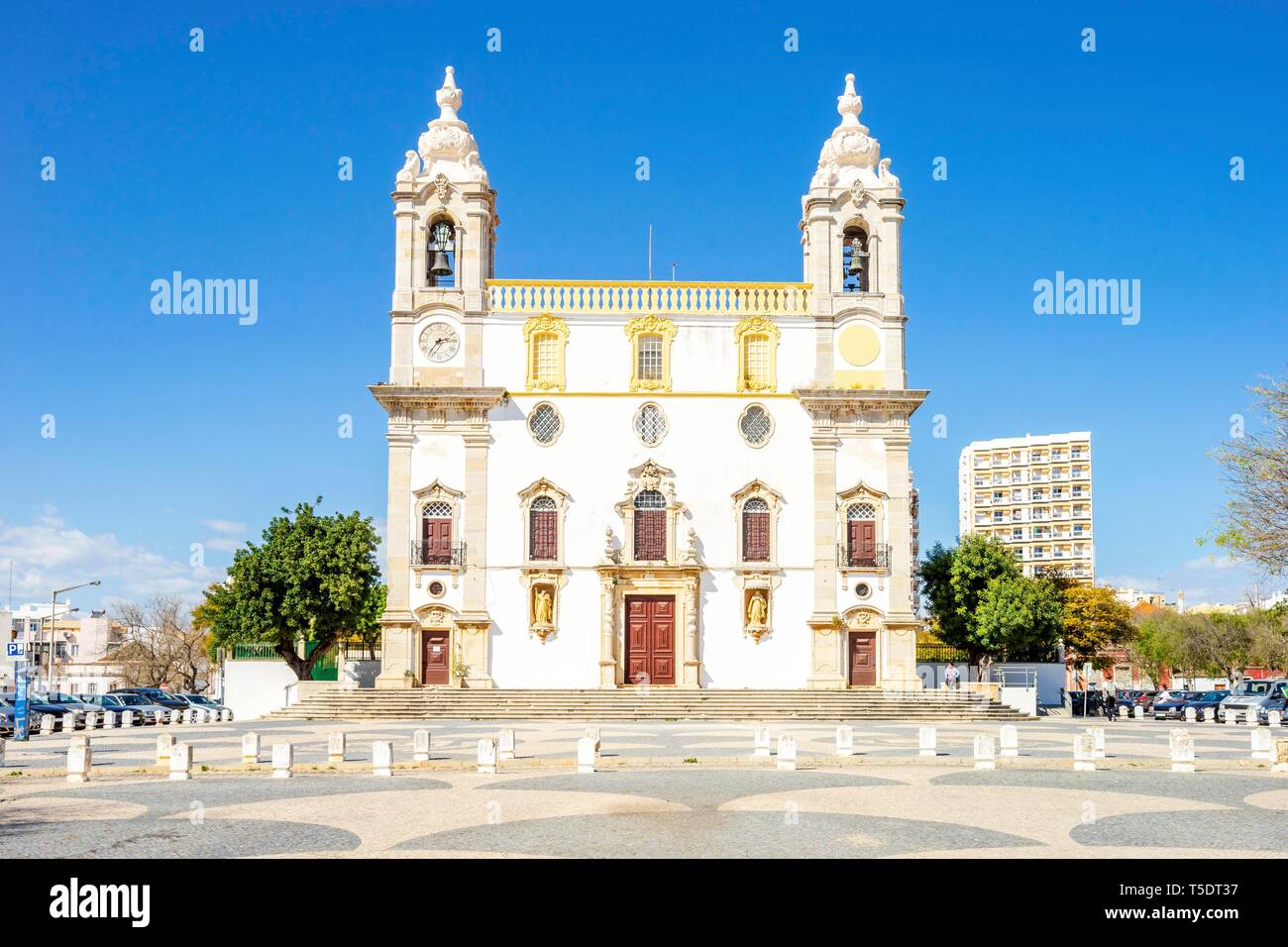 Chiesa cattolica Igreja do Carmo, Faro, Algarve, PORTOGALLO Foto Stock