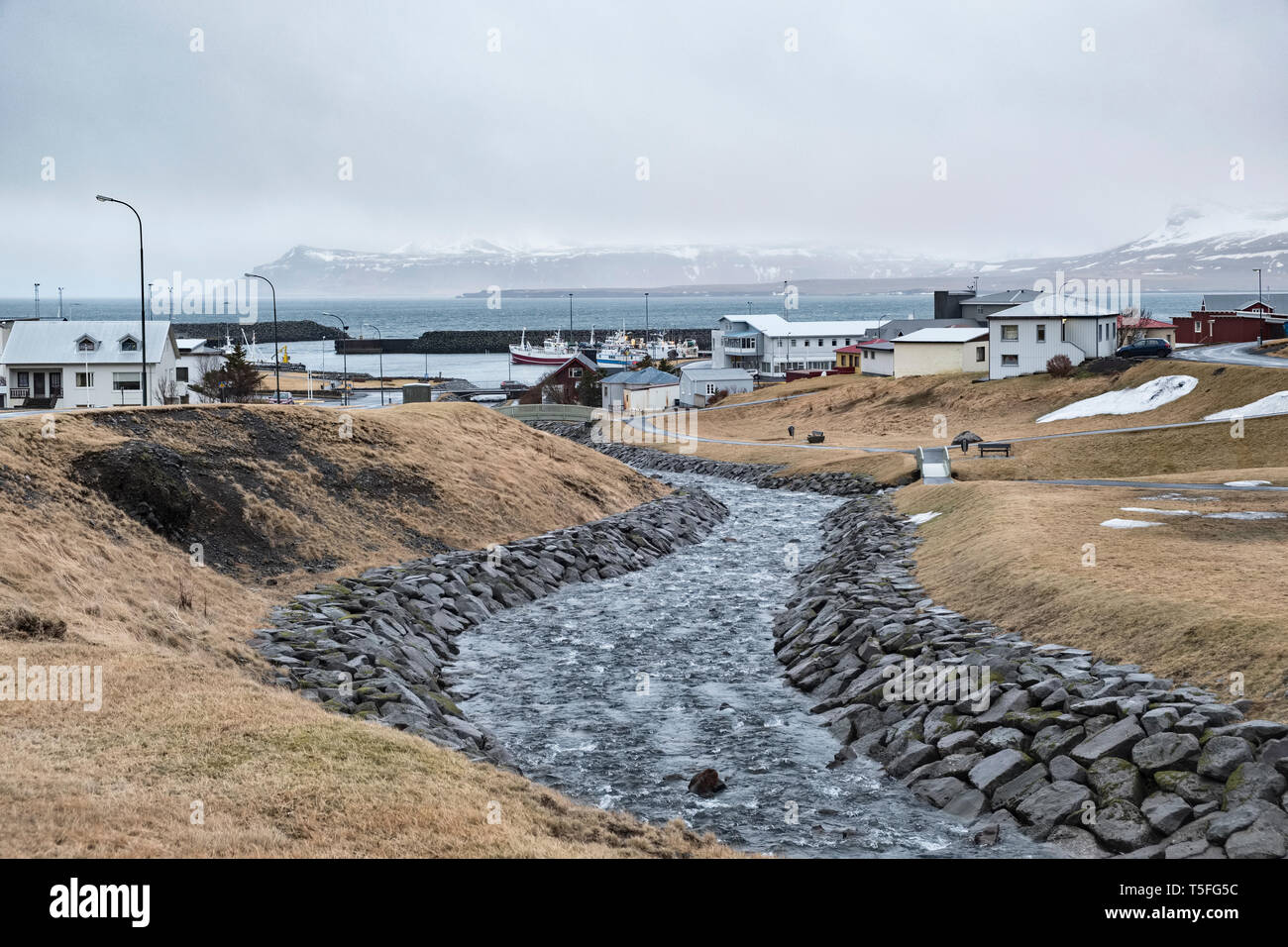 Ólafsvík, West Islanda - un piccolo porto di pesca vicino alla punta della penisola di Snaefellsnes. Foto Stock