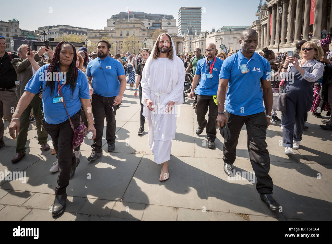 La passione di Gesù giocare da Wintershall Charitable Trust in Trafalgar Square e il Venerdì Santo, London, Regno Unito Foto Stock