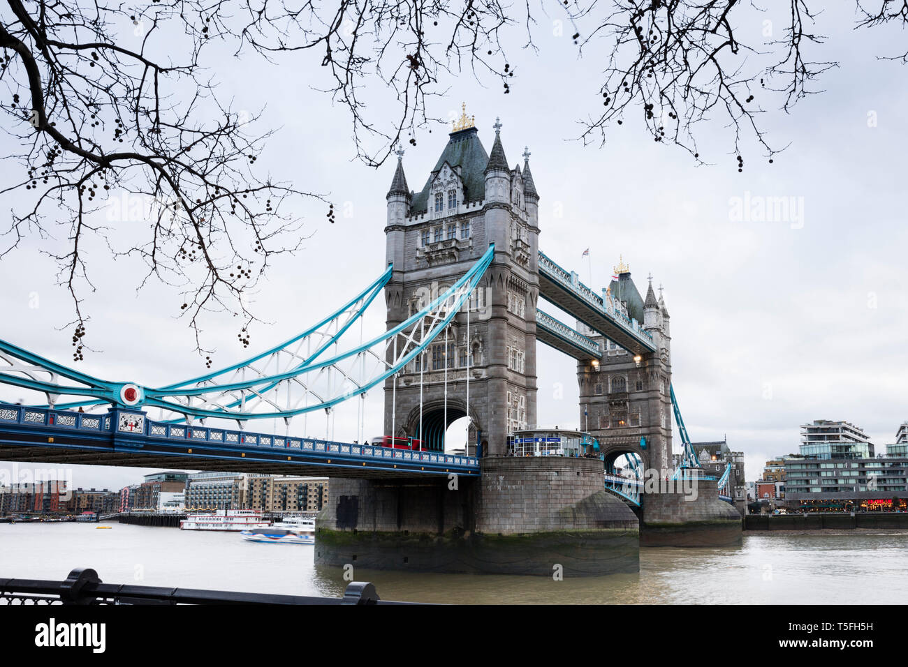 UK, Londra, il Tower Bridge Foto Stock