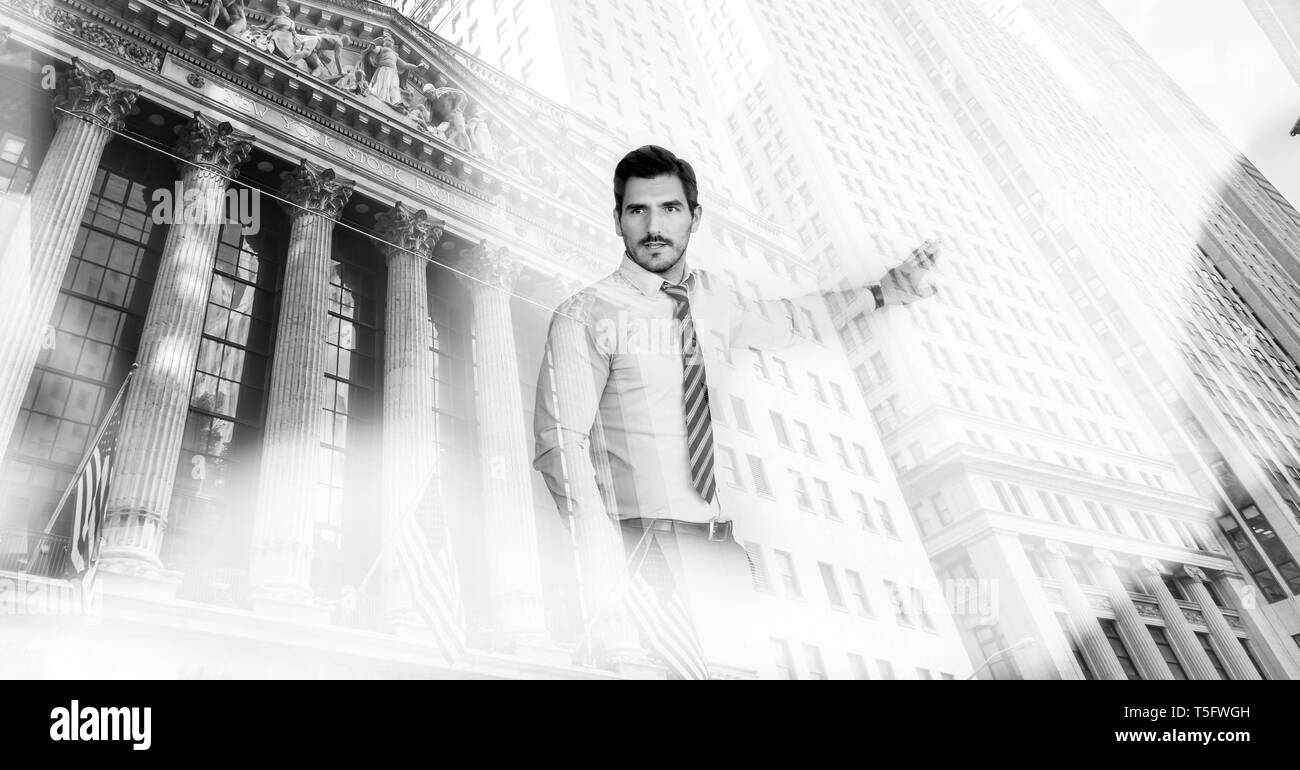 Il business aziendale, delle finanze, del mercato azionario e la prosperità economica conceptul collage. Wall street broker e wealth manager contro new york stock Foto Stock