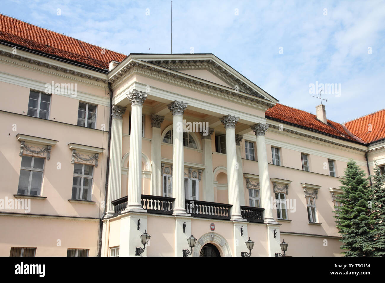 Polonia - vista città di Kalisz. Grande Polonia provincia (Wielkopolska). Palazzo Comunale. Foto Stock