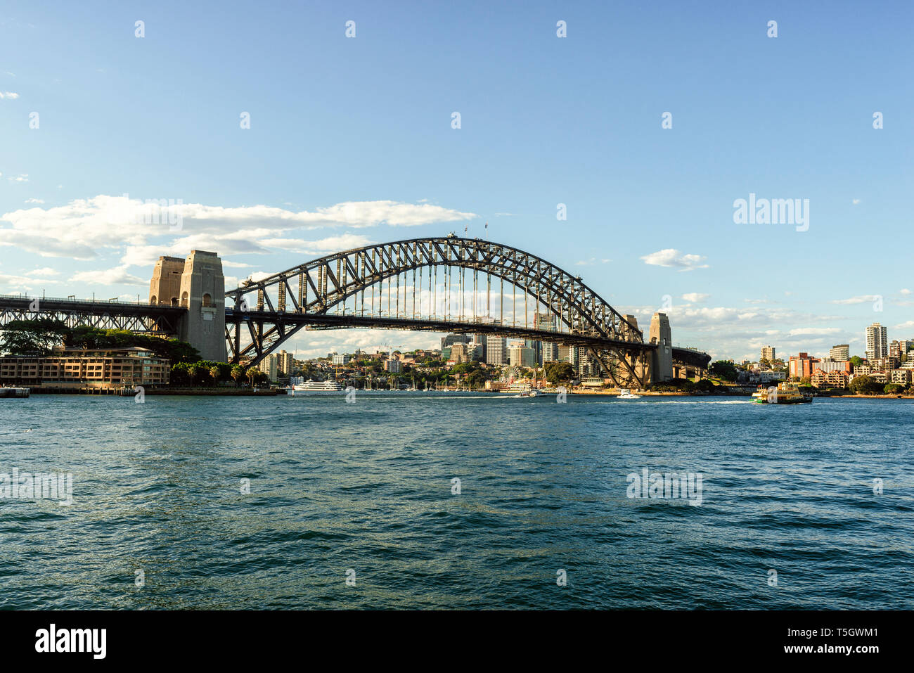 Australia, Nuovo Galles del Sud, Sydney, paesaggio con il ponte di Sydney Foto Stock