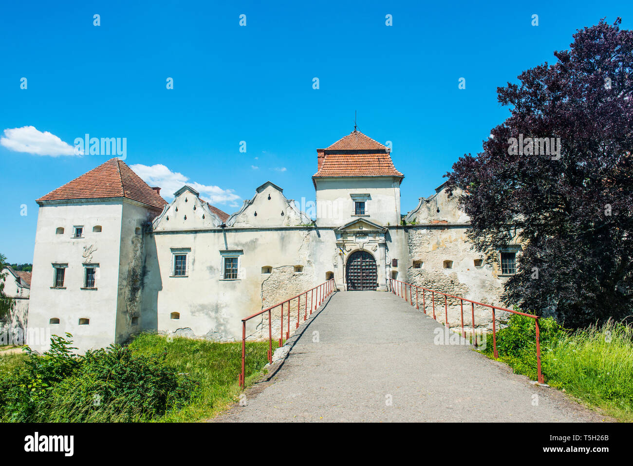Il castello di Svirzh, Oblast di Lviv, Ucraina Foto Stock