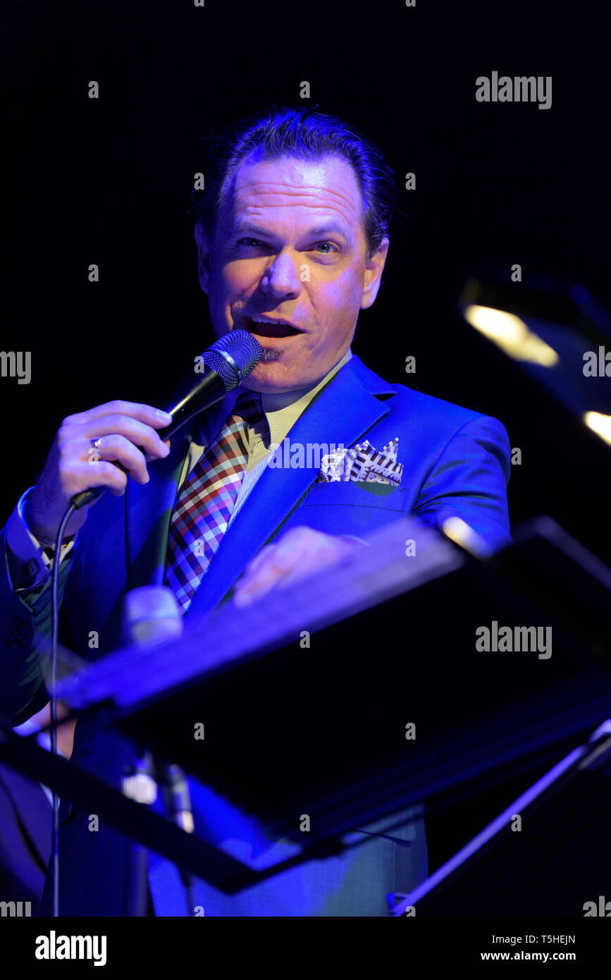 Kurt vendita effettuando al Cheltenham Jazz Festival, Regno Unito, 1 maggio 2015. Foto Stock
