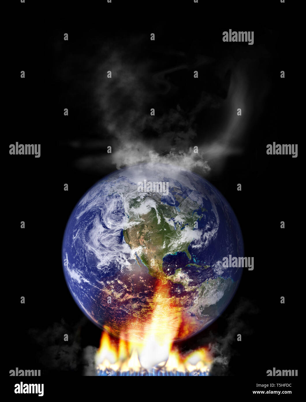 Il riscaldamento globale concetto con globo e fuoco. http://veimages.gsfc.nasa.gov/ dichiarazione di copyright: http://www.visibleearth.nasa.gov/useterms.php Foto Stock
